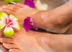 Banho de limpeza espiritual: 5 receitas poderosas para atrair boas energias